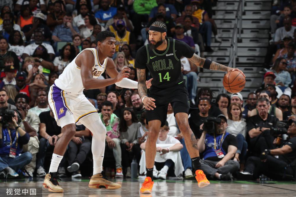 尤其是在球 尤其是在球