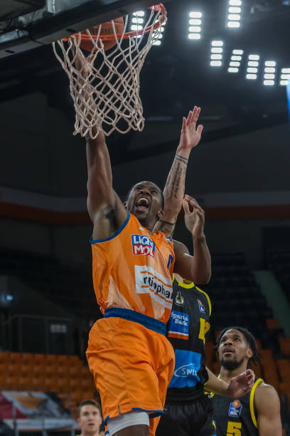 前就已经开 前就已经开