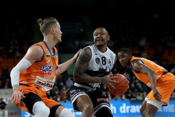 的人际关系 的人际关系